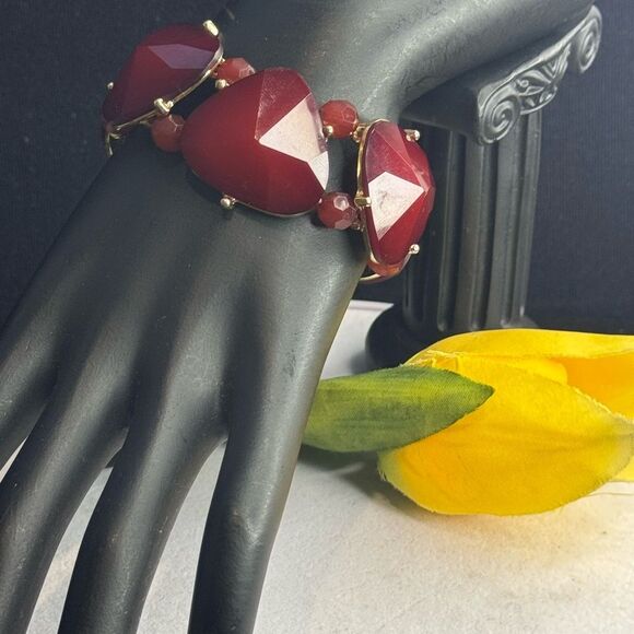 Chunky Burgundy Geometrical Stretch Bracelet NWOT - Picture 1 of 6